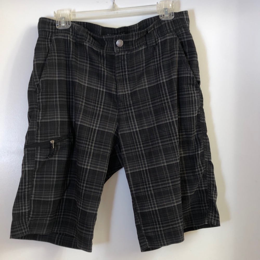 Men’s Columbia Short 32